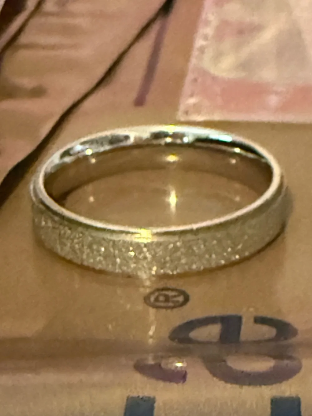 Silver Glitter Sparkle Textured Band Ring Size 11.5 / 12 Minimalist Chic⁠